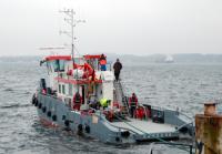 Ultra shallow draft tug for charter