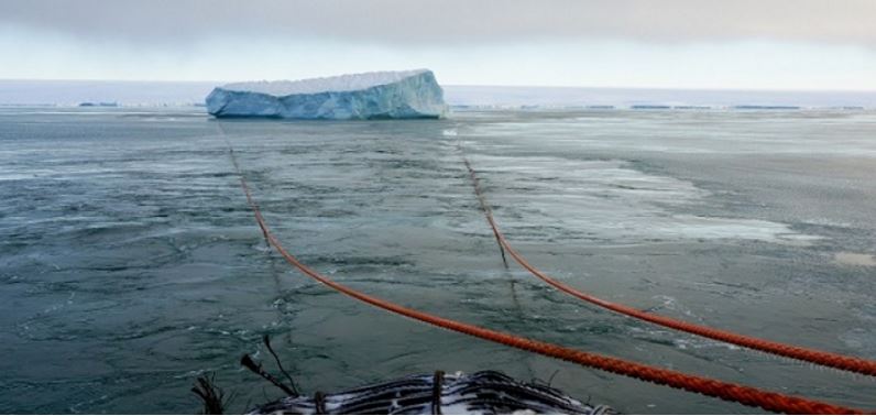 Towing iceberg