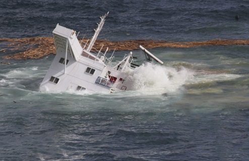 Ship sinks