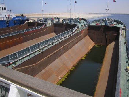 SELF PROPELLED SPLIT HOPPER BARGE ‘S.P. SPLIT III’ FOR CHARTER / BUILT 1977 / 1,650 M3