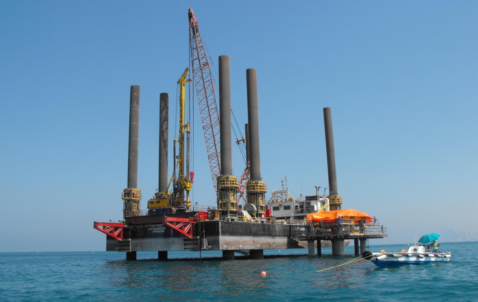 JACKUP FOR SALE – DIMS 48 x 25M / 6 x 52M LEGS / CRANE Man 4600 S4